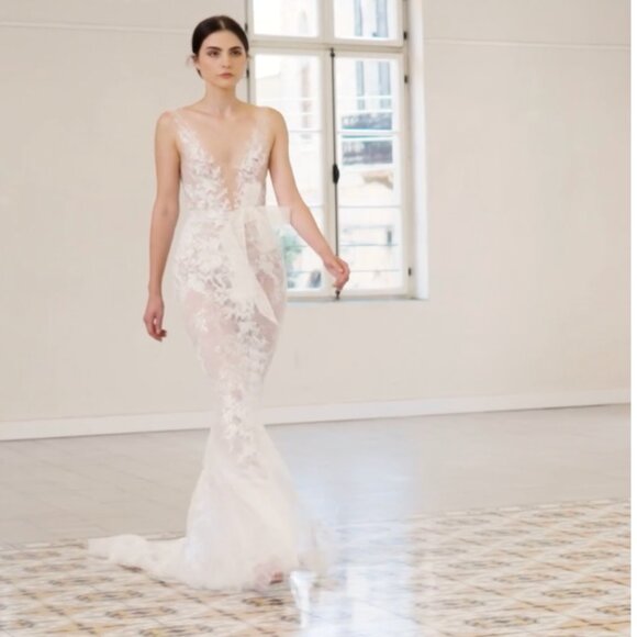 Mira Zwillinger Couture Timmy Bridal Dress Size 40/42 - Picture 2 of 16